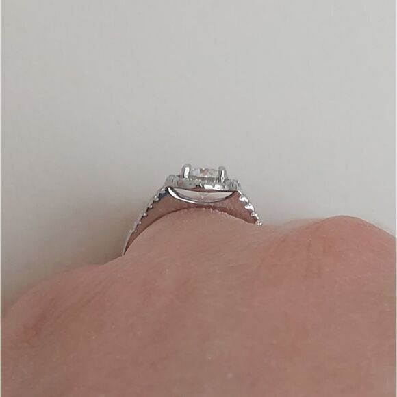 1 Carat Double Band Moissanite 925 Silver Engagement Ring - Picture 8 of 11